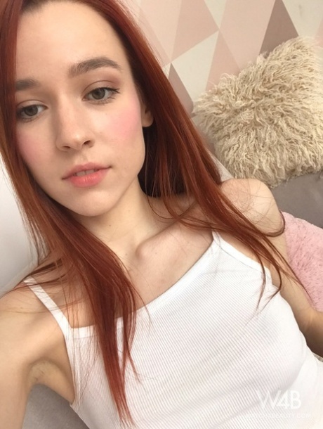 Adnan Kahveci Çevresinde Genç ve Dinamik Üniversiteli Escort Lara